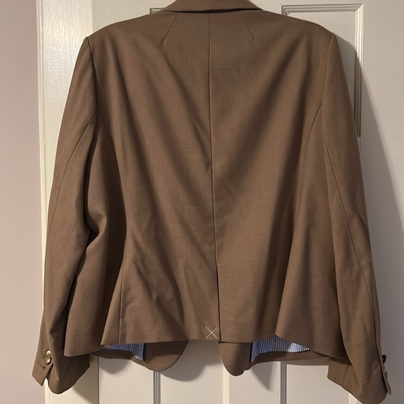 J Crew Women's Camel Blazer - Picture 4 of 5